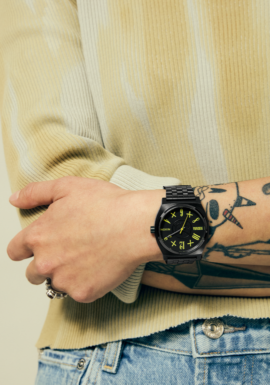 Nirvana Time Teller Sort 42 mm