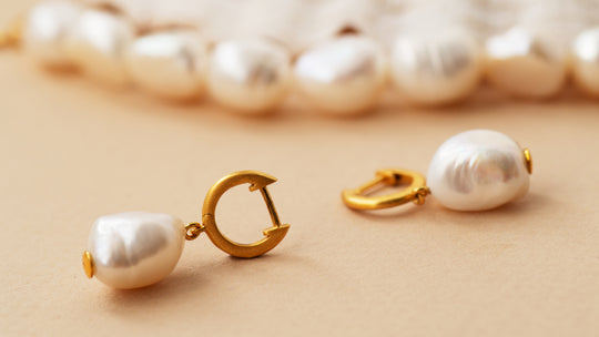 Aura Grande Hoop Gold