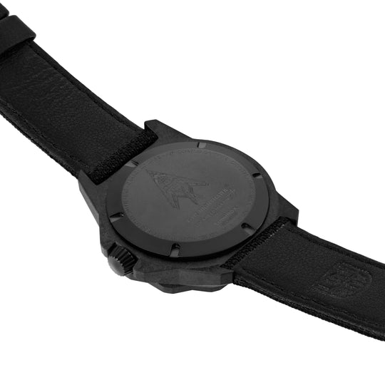 F-117 Nighthawk Sort / Sort 44mm
