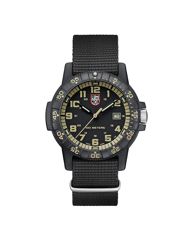 Leatherback Sea Turtle Sort / Sort Nato 44mm
