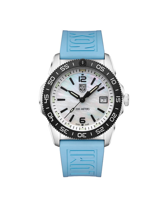 Pacific Diver Hvit Perlemor / Lys Blå 39mm