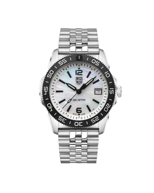 Pacific Diver Hvit Perlemor / Stål 39mm