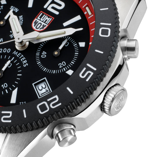 Pacific Diver Chrono Sort / Rød 44mm