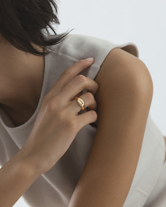 Wavy Bolded Gullfarget Ring - 54