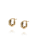 Mockberg Wavy Bolded Hoops ørering i gullfarget stål (mini)