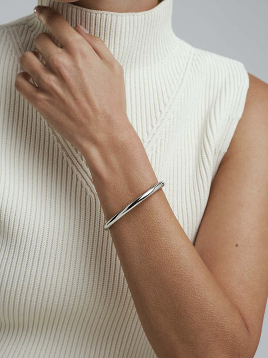 Aura Bold Silver Bangle - Large