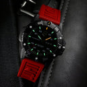 Luminox Master Carbon Automatic herreklokke med rød rem (45mm)