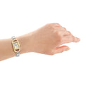 DKNY Signature dameklokke i tofarget stål (18x37mm)