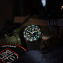 Luminox F-117 Nighthawk herreklokke med sort rem (44mm)