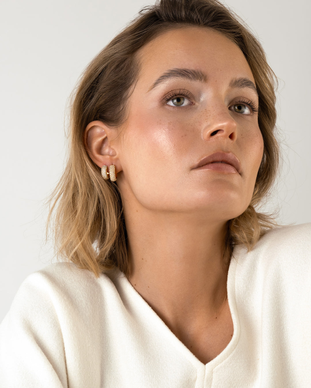 Amour Gold Hoops Small