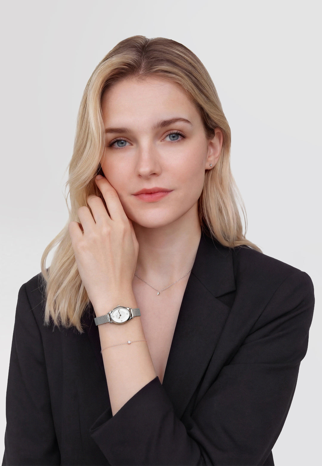 Daniel Wellington Ophelia Mini dameklokke med mesh-lenke (22mm)
