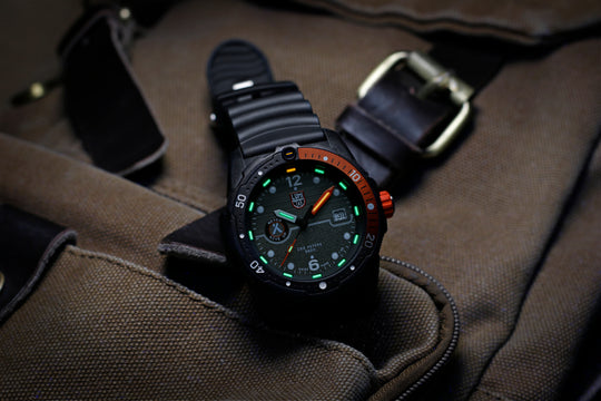 Bear Grylls Survival Sort / Sort / Orange 42mm