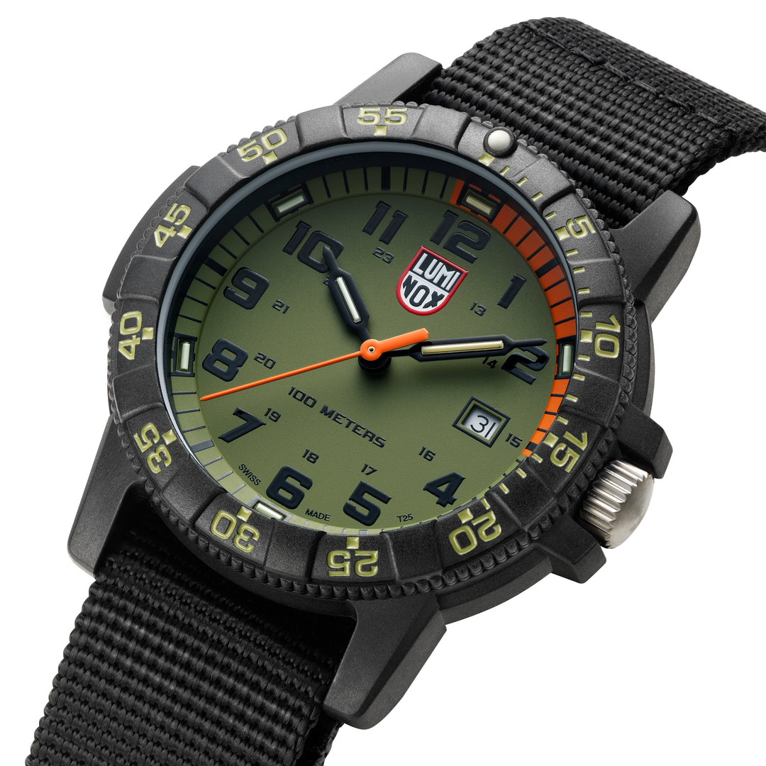 Leatherback Sea Turtle Grønn / Sort Nato 44mm