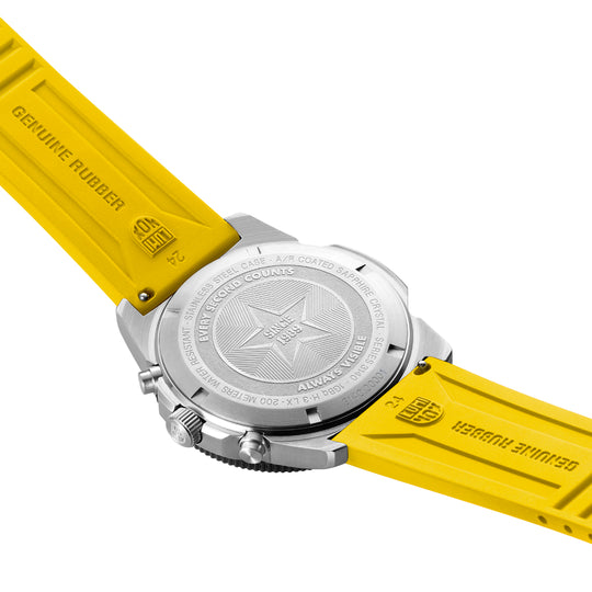 Pacific Diver Chrono Sort / Gul 44mm