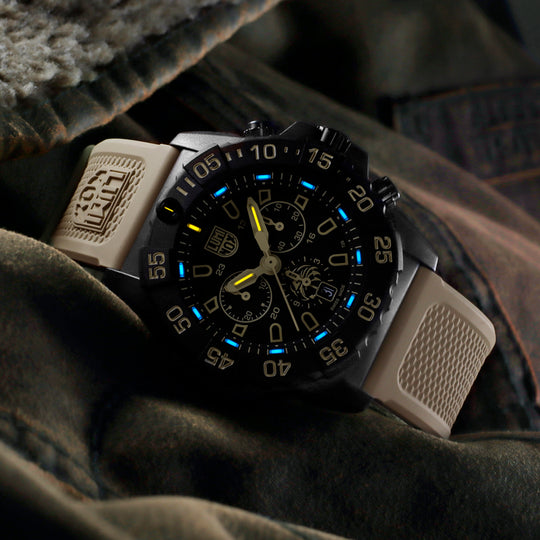 Navy Seal Chrono Sort / Beige 45mm / Sett med natorem