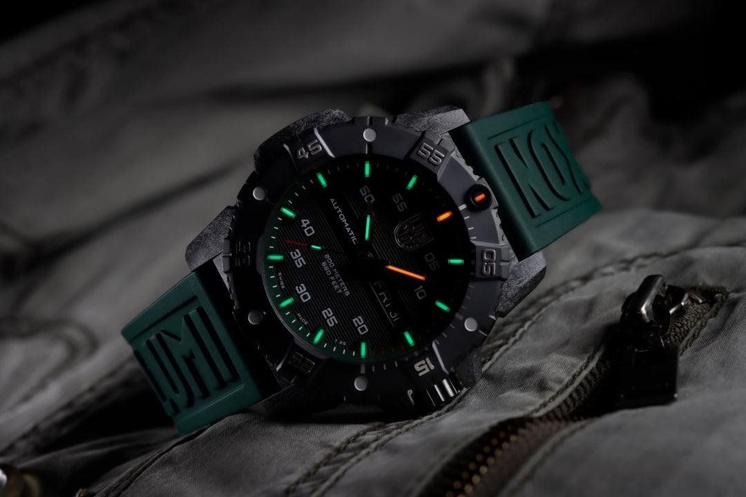 Carbon Seal Automatic Sort / Grønn 45mm