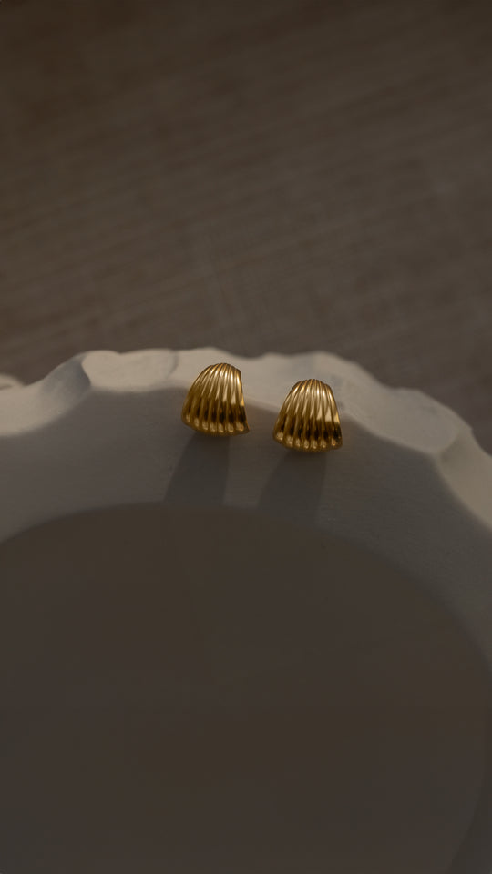 Eleanor Earring Medium Gullfarget